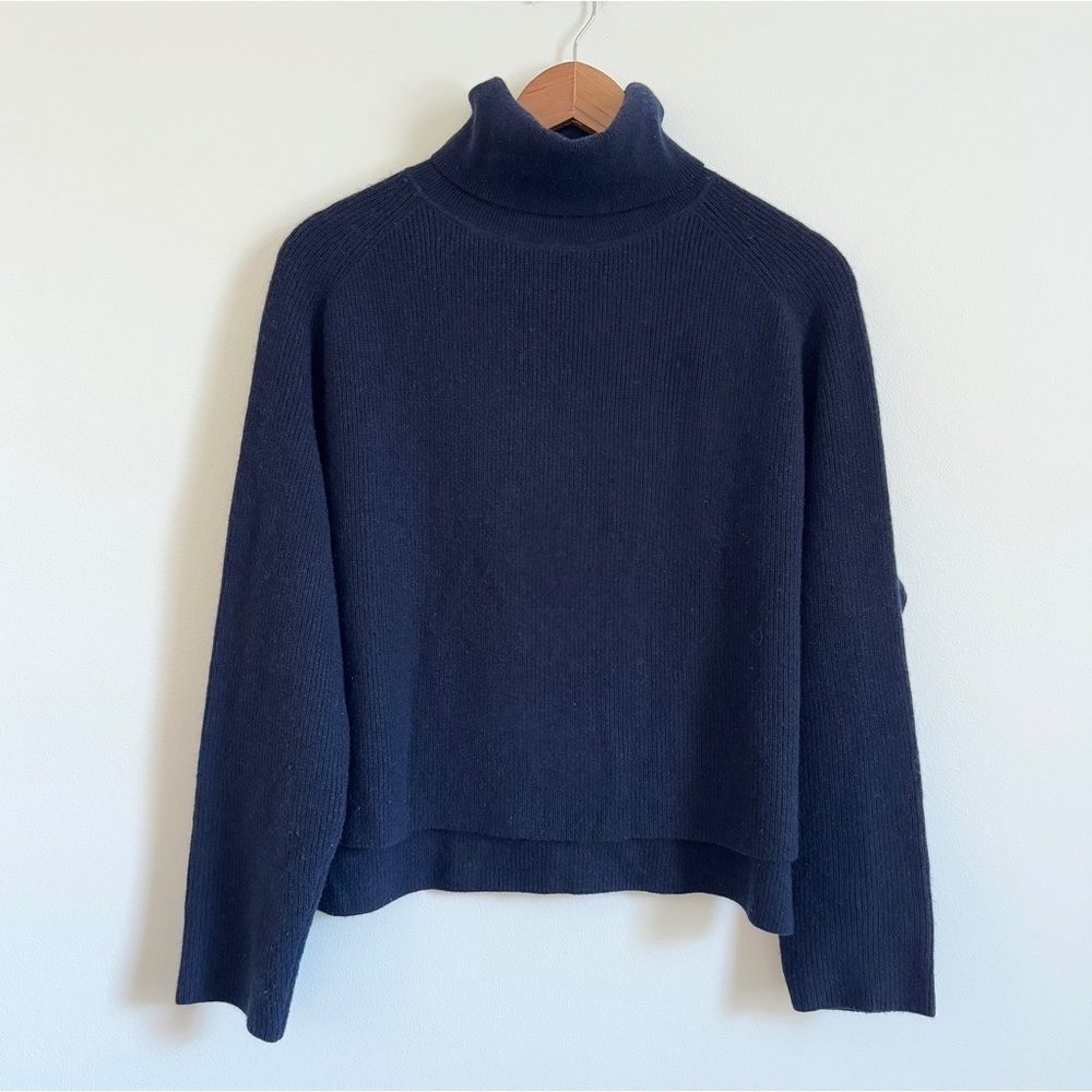 MM LaFleur Cashmere Arbus Sweater Size Small Navy Blue Turtleneck